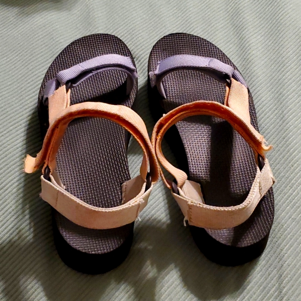 Platform Tevas